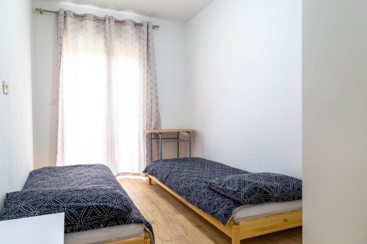 Apartments Raspolic 카스타브 외부 사진